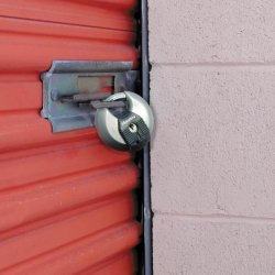 Hngls med nyckel Master Lock M40EURT (2 antal)