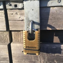 Hngls med kod Master Lock M1177EURD Mssing