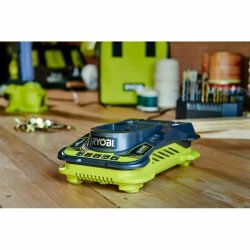 Batteriladdare Ryobi RC18150