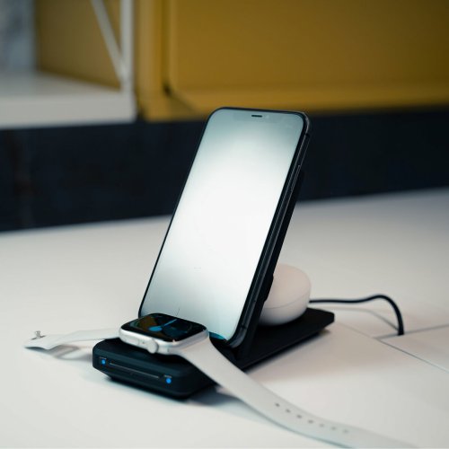 Trdls laddare KSIX Apple-compatible 15W